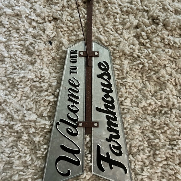 Metal Farmhouse Wall Decor - Picture 1 of 3